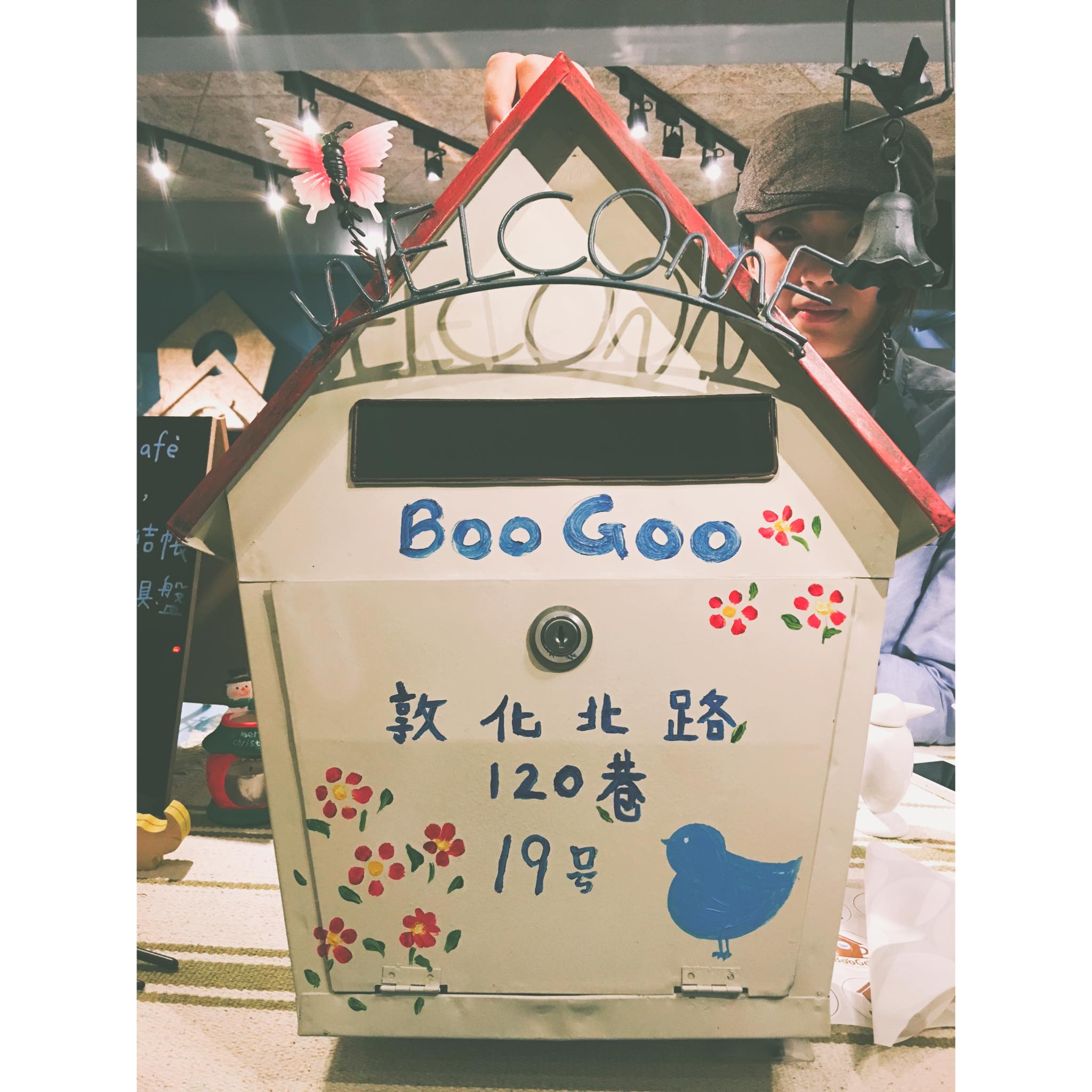 台北下午茶餐廳推薦(捷運南京復興站) BooGoo布咕 Cafe！玫瑰拿鐵、磅蛋糕必點 :)