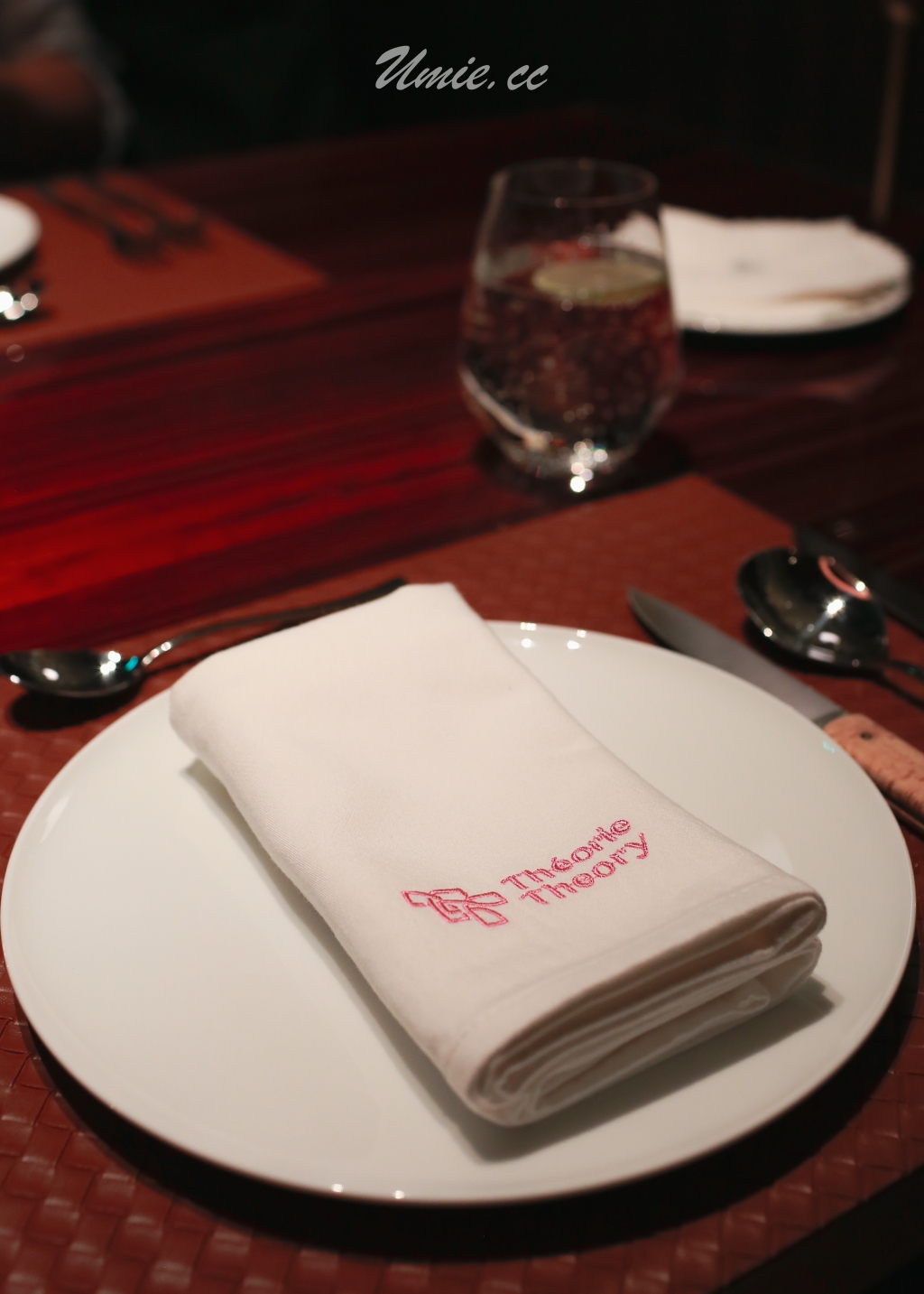 Théorie Theory 餐廳內用環境（約會氛圍）